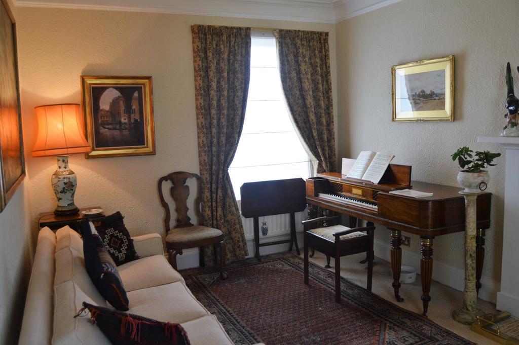 Lady Penelope'S B&B Duns Экстерьер фото